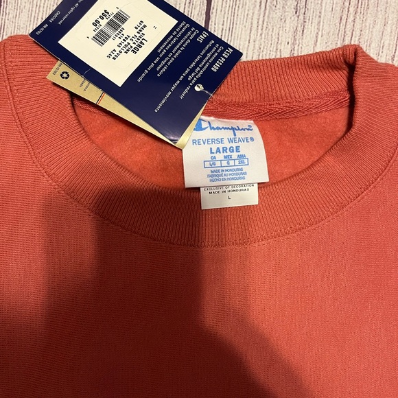 NWT Champion Reverse Weave Crewneck Sweetheart size L - Picture 2 of 4